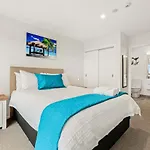Barbadoes Beauty - Christchurch Holiday Apartment